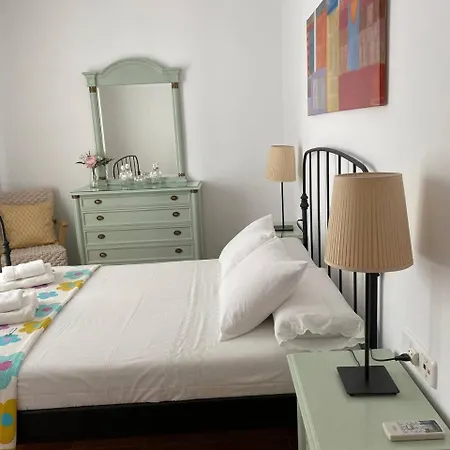 Casa Ana Burguillos